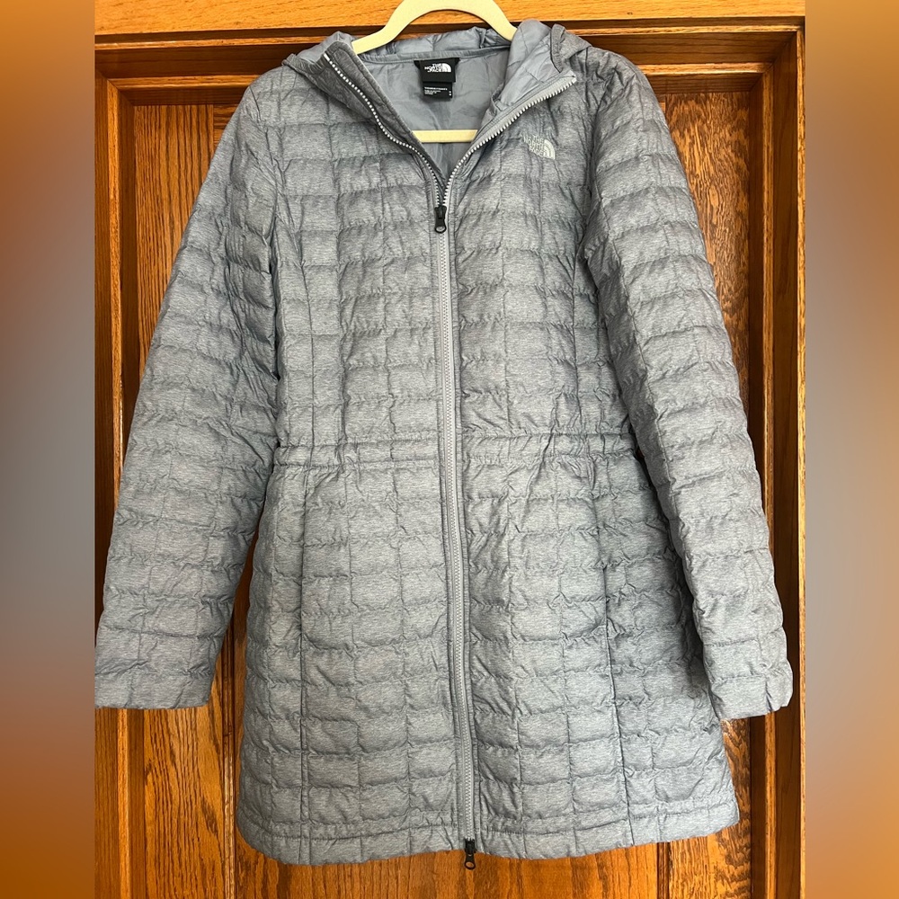 The North Face Women’s Termoball ECO Parka Insulated Long Jacket In Grey
